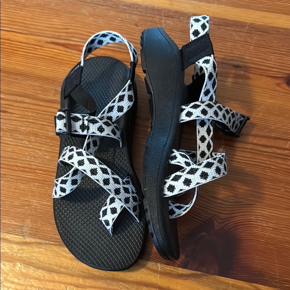 Chaco Black and White Women's Sandals